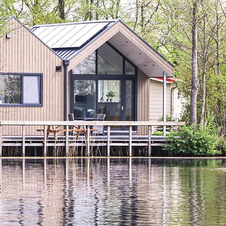 Cozy Home In Oosterwolde With Sauna エクステリア 写真